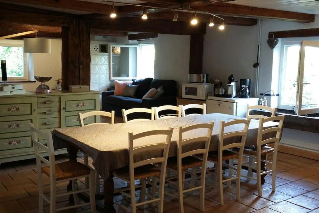 Ferme De Chenezeau - 15 Personnes , 7 Chambres Gérardmer Esterno foto